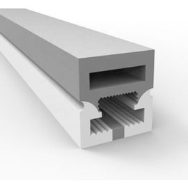 El tubo flexible plano impermeable de la forma LED enciende la instalación fácil de la energía baja